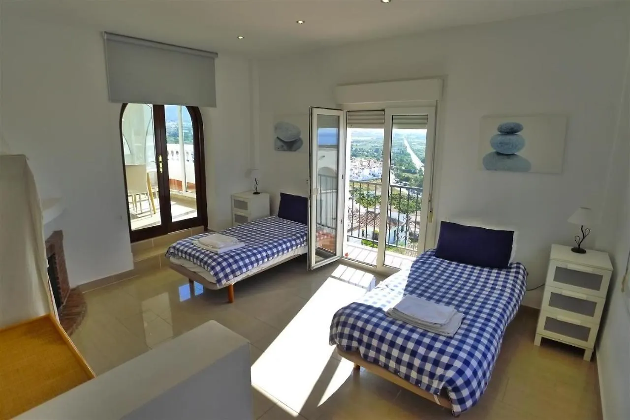 Villa Opp Beach Nerja, Costa Del Sol. Sleeps 12+ 0*, Nerja Spain